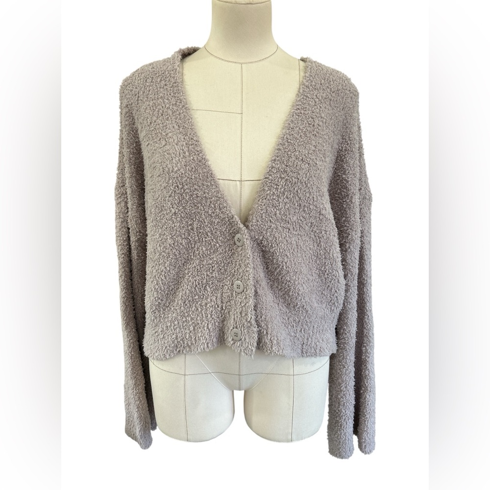 Meshki oversized, plush cropped cardigan sweater